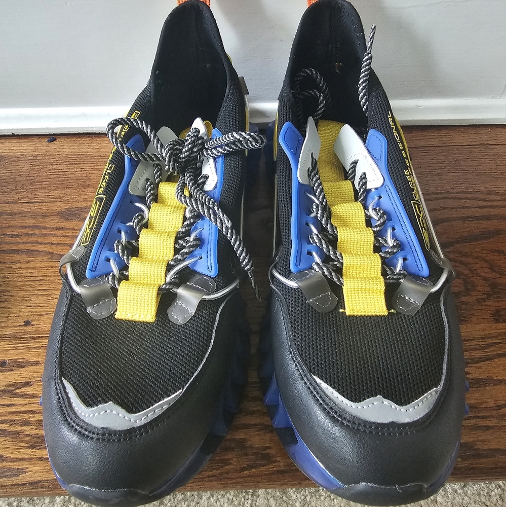 Footwear - Picture 2 of 3